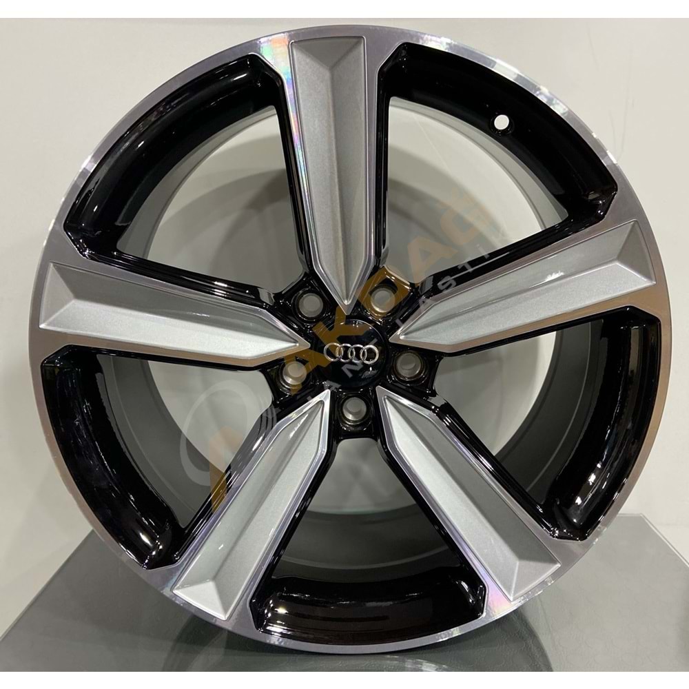 18X8,0 JANT EMR S 1015 5X112 ET35 66,45 BD BABAYAGA