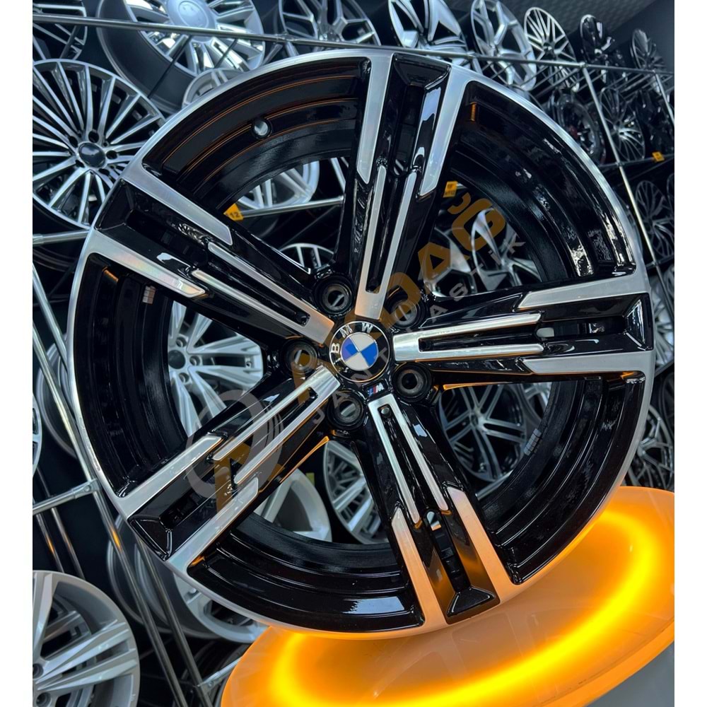 18X7,5 JANT OEM BMW 5X112 66,6 BLACK DİAMOND ORJİNAL TEŞHİR