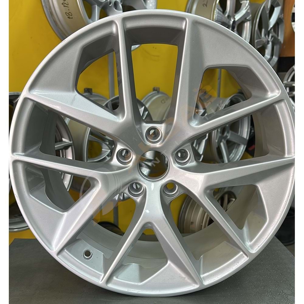 18X8 ÇIKMA JANT 5X112