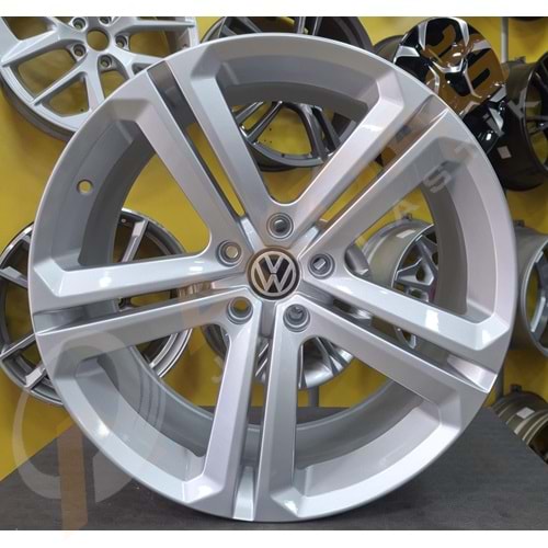 19X8.5 ÇIKMA JANT ET-40 5X112 MALLORY