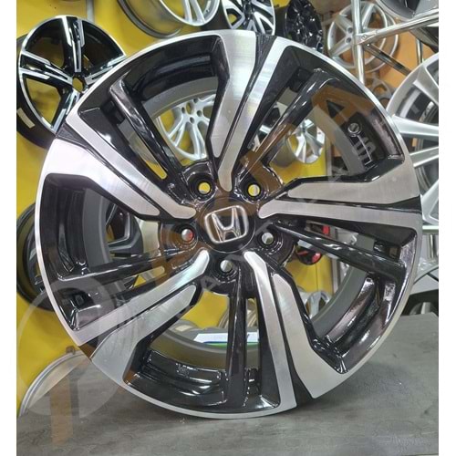 17 5X114.3 HONDA RS EXECUTİVE OEM B.D ÇIKMA JANT